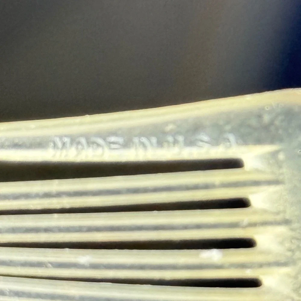 VTG Set of 2 Tilco Hair Side Combs 3
